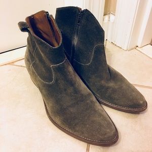 Madewell barnwood suede boots 7 Golden spinach